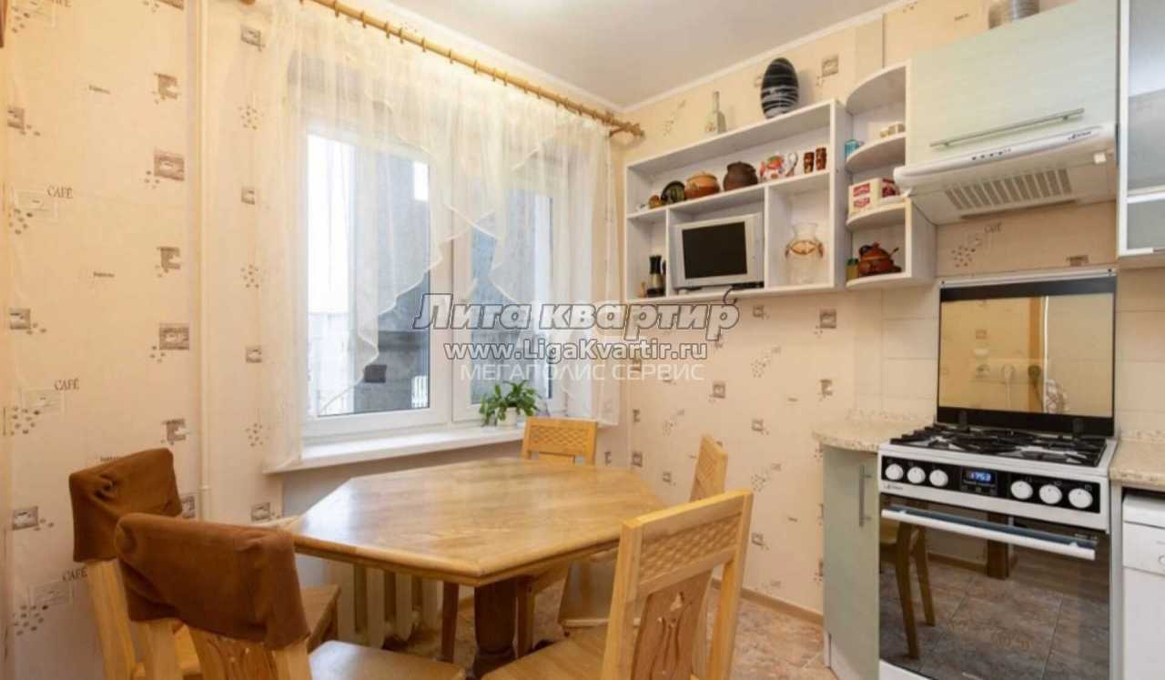 4-комнатная квартира, 74.4 м², купить за 5 050 000, Калининград, Гайдара  улица, 135, объявление 7110